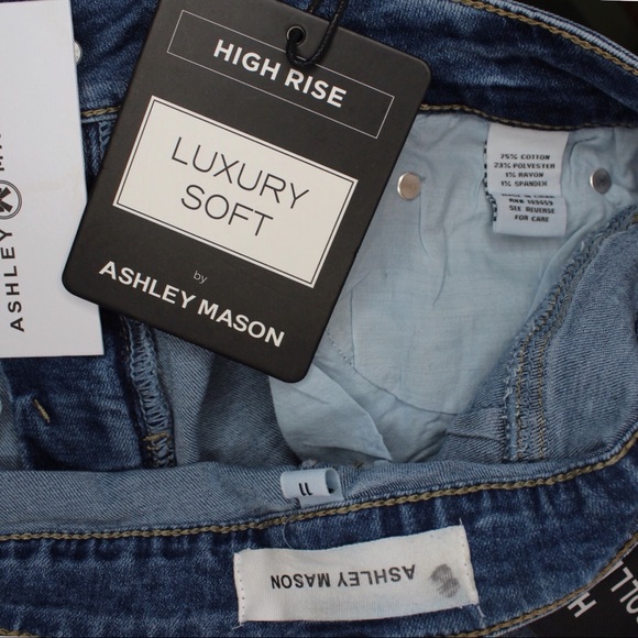Ashley Mason High Rise Rolled Cropped Jeans 11 NWT - Picture 5 of 11